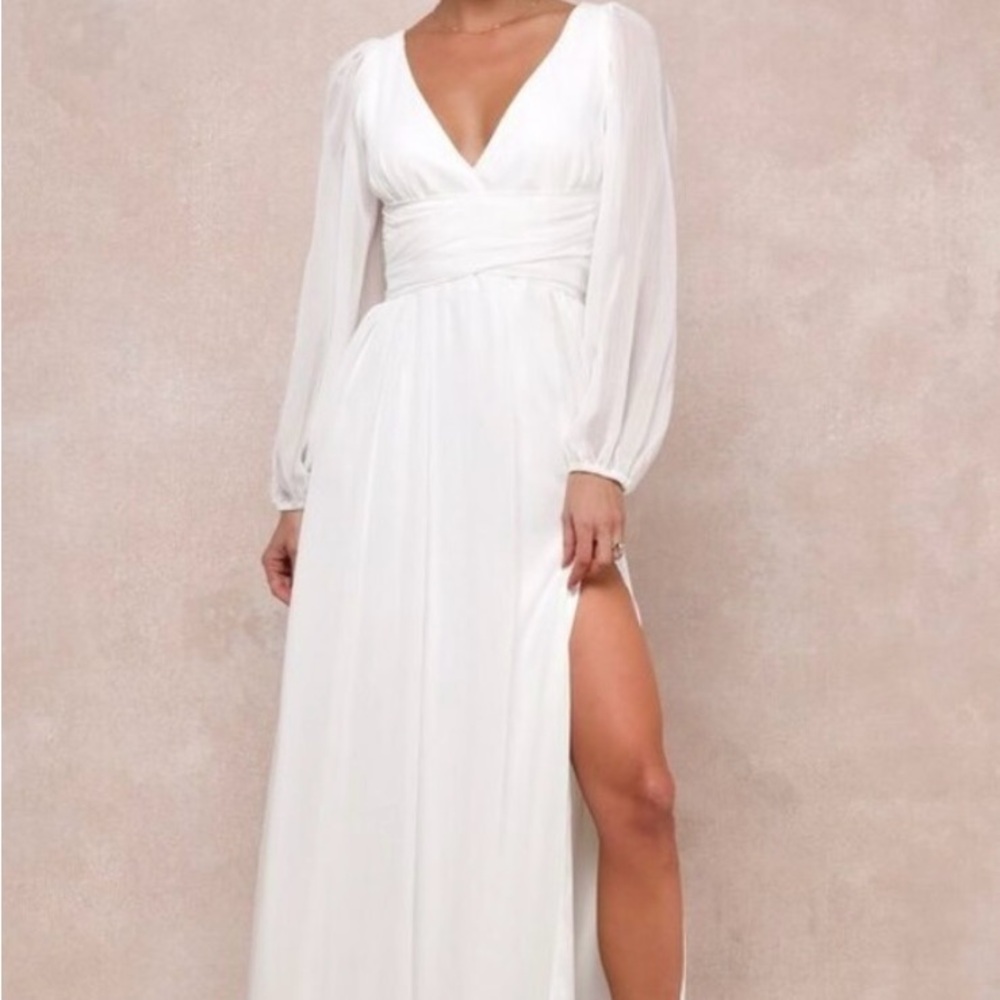 Elegant White Long Sleeve Dress
